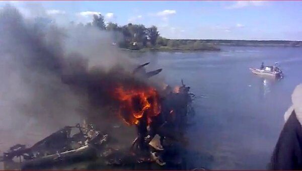 Крушение самолета Як-42 в Ярославской области Крушение самолета Як-42 в Ярославской области