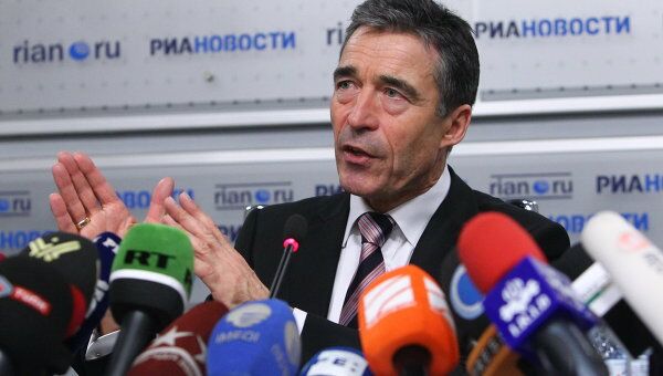 Пресс-конференция на тему: Россия-НАТО: перспективы сотрудничества Пресс-конференция на тему: Россия-НАТО: перспективы сотрудничества