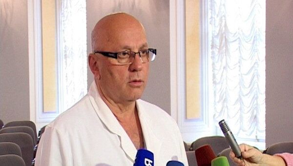 Бортпроводника Як-42 готовят к операции – врачи НИИ Склифосовского Бортпроводника Як-42 готовят к операции – врачи НИИ Склифосовского