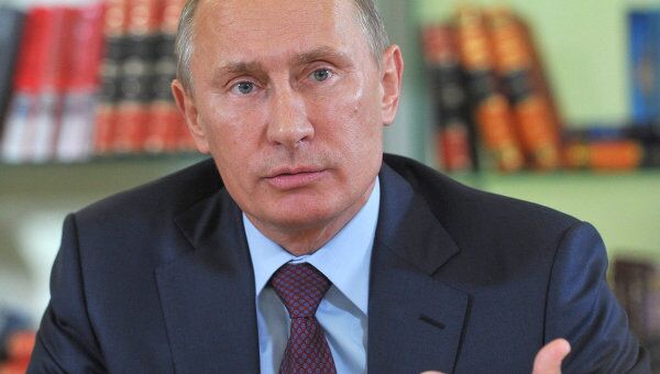 Премьер-министр РФ В.Путин провел встречу с писателями и представителями Российского книжного союза Премьер-министр РФ В.Путин провел встречу с писателями и представителями Российского книжного союза