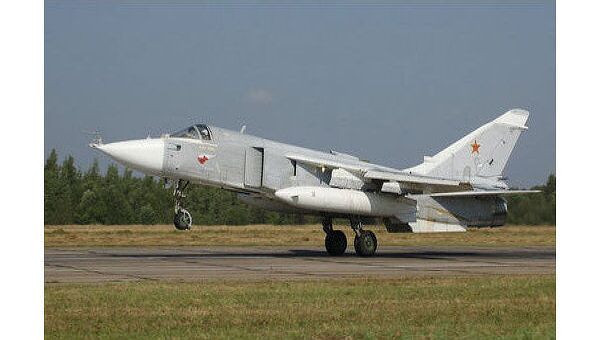 Боевой самолет Су-24 Боевой самолет Су-24