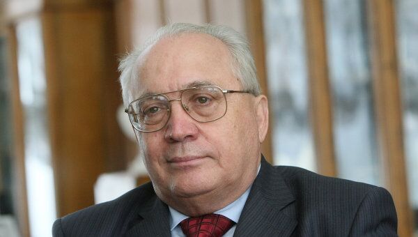 Виктор Садовничий во время интервью в Главном здании МГУ имени М.В. Ломоносова Виктор Садовничий во время интервью в Главном здании МГУ имени М.В. Ломоносова