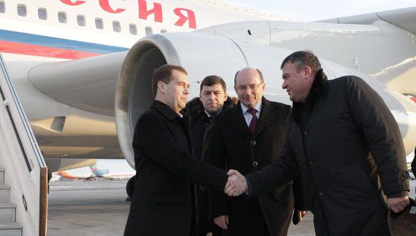 Президент РФ Д.Медведев прибыл в Екатеринбург Президент РФ Д.Медведев прибыл в Екатеринбург