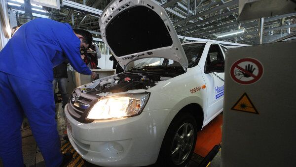 АвтоВАЗ приступил к серийному выпуску автомобиля LADA Granta. Архив АвтоВАЗ приступил к серийному выпуску автомобиля LADA Granta. Архив