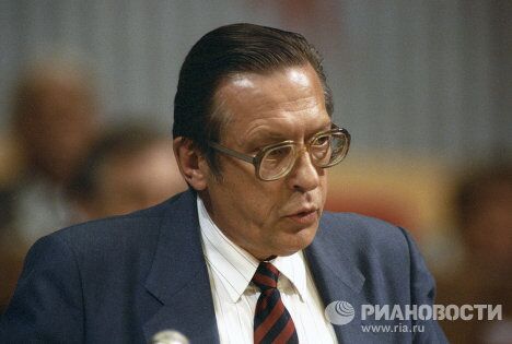 Академик Леонид Иванович Абалкин Академик Леонид Иванович Абалкин