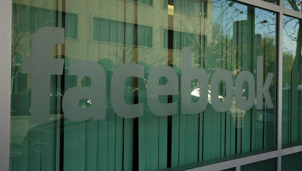 Facebook Facebook