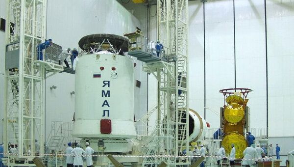 Спутник связи Ямал-201, принадлежащий компании Газпром - Космические системы. Архивное фото Спутник связи Ямал-201, принадлежащий компании Газпром - Космические системы. Архивное фото