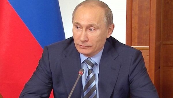 Путин предложил обсудить в интернете прозрачность выборов в России Путин предложил обсудить в интернете прозрачность выборов в России
