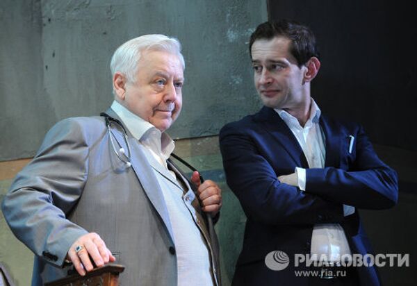 Пресс-прогон спектакля Чайка в постановке К.Богомолова представил Московский театр О.Табакова Пресс-прогон спектакля Чайка в постановке К.Богомолова представил Московский театр О.Табакова