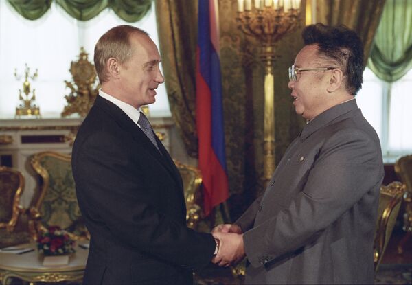 Владимир Путин и Ким Чен Ир Владимир Путин и Ким Чен Ир