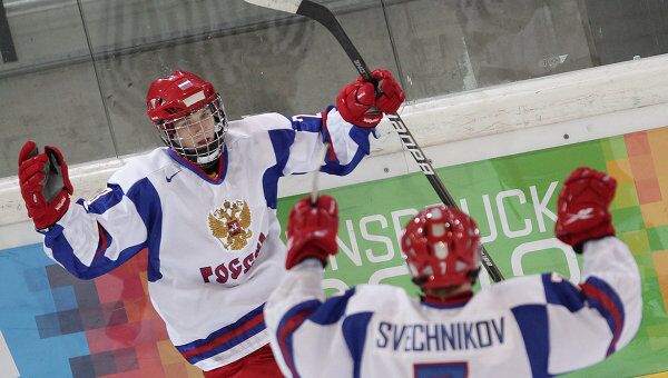 Максим Лазарев и Евгений Свечников (слева направо) Максим Лазарев и Евгений Свечников (слева направо)