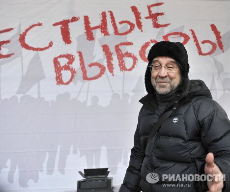 Подготовка к митингу За честные выборы на Болотной площади Подготовка к митингу За честные выборы на Болотной площади