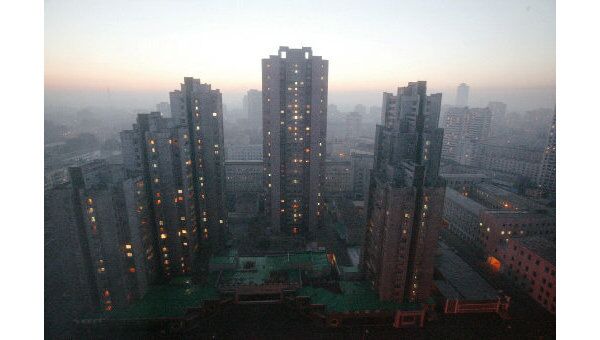 Центральная часть столицы КНДР города Пхеньяна. Архив Центральная часть столицы КНДР города Пхеньяна. Архив