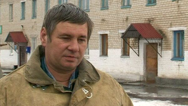 Людей вытаскивали из-под обломков - пожарный о крушении самолета ATR-72 Людей вытаскивали из-под обломков - пожарный о крушении самолета ATR-72
