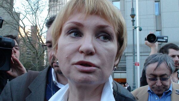 Алла Бут после вынесения приговора Виктору Буту Алла Бут после вынесения приговора Виктору Буту