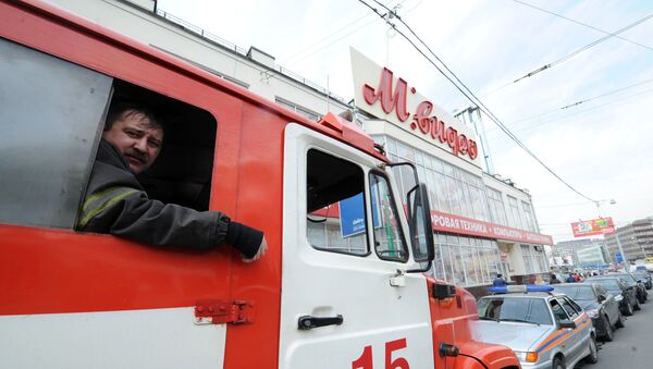 Срабатывание системы пожаротушения в магазине М.Видео в Москве Срабатывание системы пожаротушения в магазине М.Видео в Москве