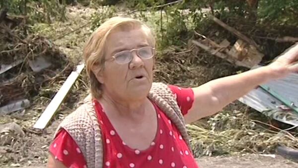 Жители Кубани показали, что осталось от их домов и садов Жители Кубани показали, что осталось от их домов и садов