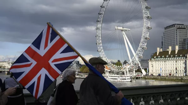 Участники акции по Brexit в Лондоне Участники акции по Brexit в Лондоне