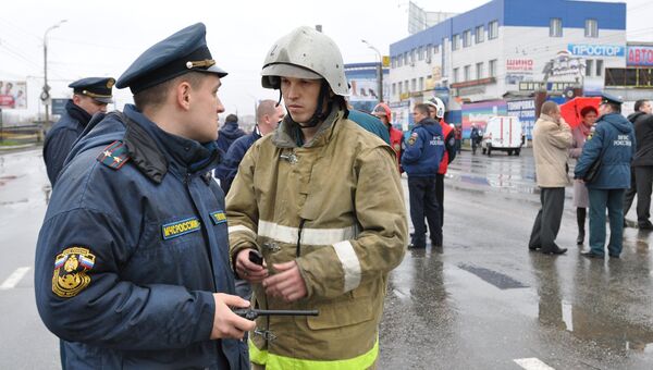В Ижевске прорвало магистральный газопровод В Ижевске прорвало магистральный газопровод