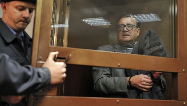 В Москве задержаны за взятки преподаватели двух вузов В Москве задержаны за взятки преподаватели двух вузов