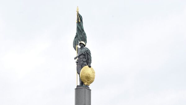 Памятник Советским воинам-освободителям в Вене Памятник Советским воинам-освободителям в Вене