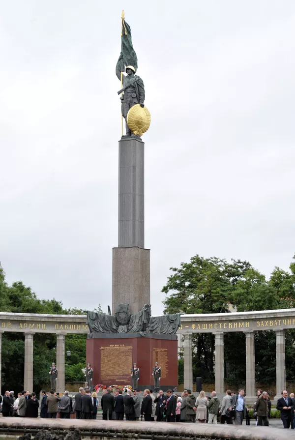 Памятник Советским воинам-освободителям в Вене