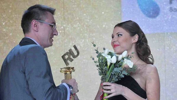 РИА Новости получило золотые статуэтки Премии Рунета 2012 в пяти номинациях РИА Новости получило золотые статуэтки Премии Рунета 2012 в пяти номинациях