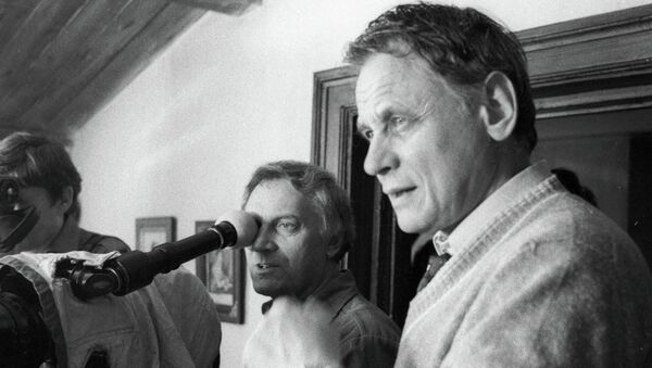 Режиссер-постановщик Владимир Наумов Режиссер-постановщик Владимир Наумов