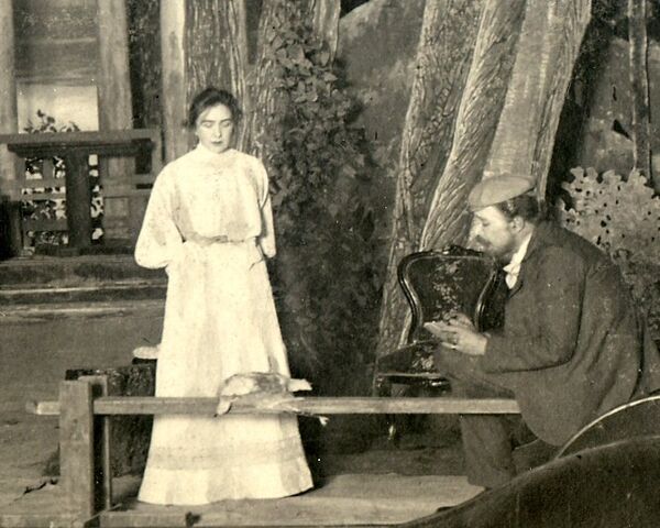Фотография с выставки Красивый человек в доме-музее К.С. Станиславского Фотография с выставки Красивый человек в доме-музее К.С. Станиславского