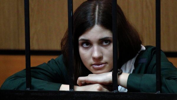 Участница панк-группы Pussy Riot Надежда Толоконникова в Зубово-Полянском районном суде Мордовии Участница панк-группы Pussy Riot Надежда Толоконникова в Зубово-Полянском районном суде Мордовии