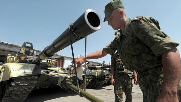 Военнослужащие 201-й Гатчинской дважды Краснознамённой военной базы в Таджикистане. Архивное фото Военнослужащие 201-й Гатчинской дважды Краснознамённой военной базы в Таджикистане. Архивное фото