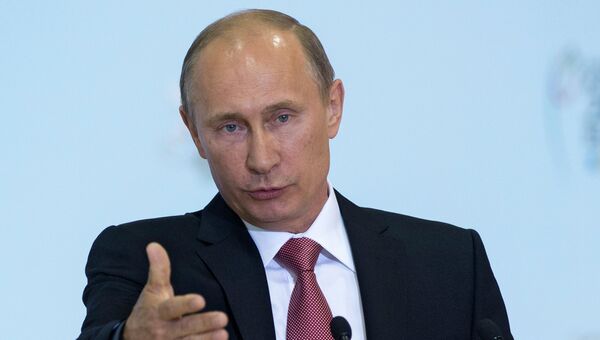 В.Путин встретился с призерами XXVII универсиады в Казани В.Путин встретился с призерами XXVII универсиады в Казани