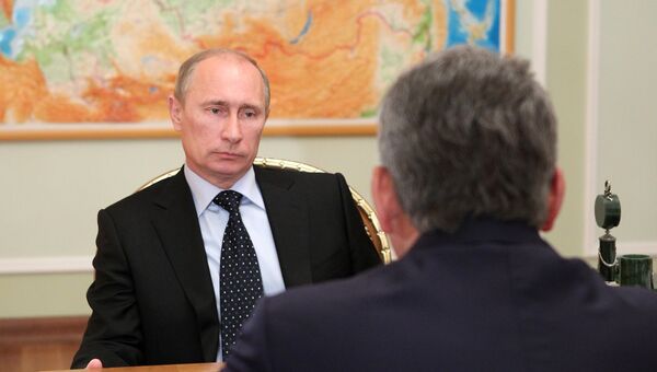 В.Путин встретился с С.Шойгу В.Путин встретился с С.Шойгу