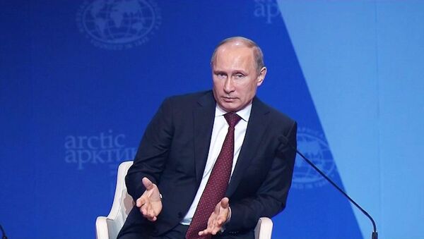 Они пытались захватить нефтеплатформу – Путин об активистах Greenpeace Они пытались захватить нефтеплатформу – Путин об активистах Greenpeace