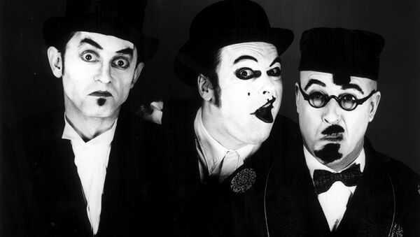 Музыкальное трио из Лондона The Tiger Lillies Музыкальное трио из Лондона The Tiger Lillies