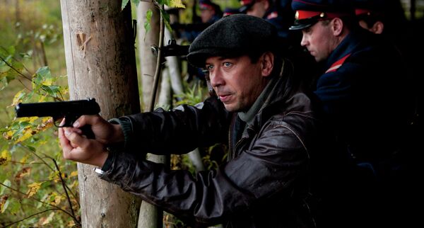 Герой Андрея Мерзликина в сериале Крик совы коп персонажей из советских фильмов и российских сериалов Герой Андрея Мерзликина в сериале Крик совы коп персонажей из советских фильмов и российских сериалов