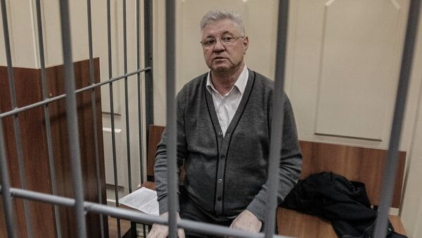 Избрание меры пресечения мэру Астрахани М.Столярову в Басманном суде. Архивное фото Избрание меры пресечения мэру Астрахани М.Столярову в Басманном суде. Архивное фото
