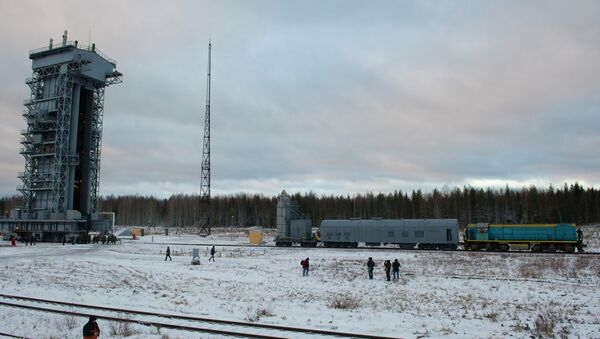 Доставка головной части ракеты Рокот на стартовую площадку космодрома Плесецк, архивное фото Доставка головной части ракеты Рокот на стартовую площадку космодрома Плесецк, архивное фото