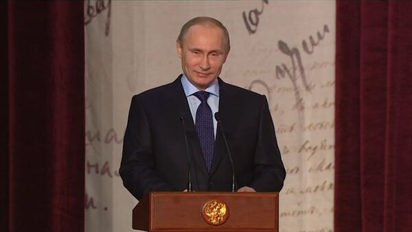 Путин с писателями и потомками классиков обсудил проблемы литературы Путин с писателями и потомками классиков обсудил проблемы литературы