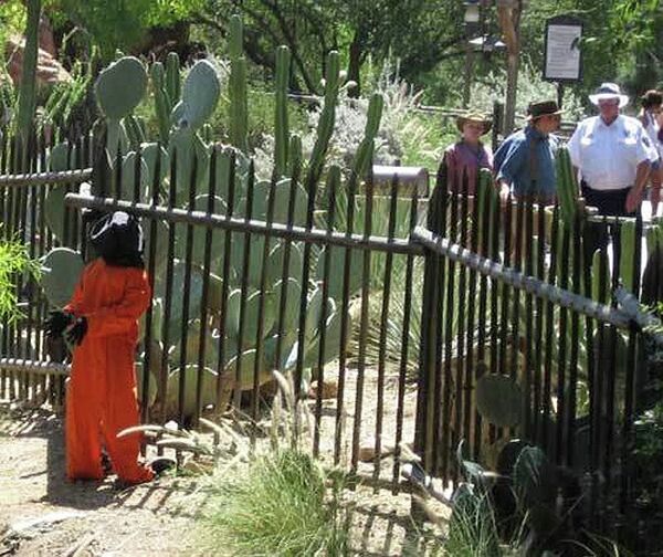 Бэнкси Манекен Гуантанамо (Banksy Guantanamo Doll) Бэнкси Манекен Гуантанамо (Banksy Guantanamo Doll)