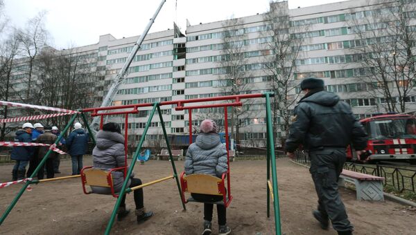 Взрыв в жилом доме в Санкт-Петербурге Взрыв в жилом доме в Санкт-Петербурге