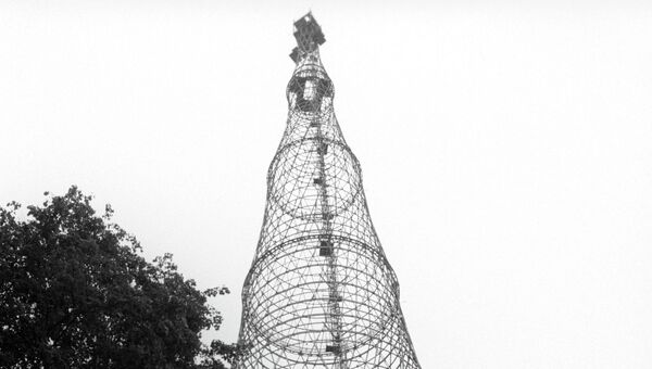 Шуховская башня. Архивное фото Шуховская башня. Архивное фото