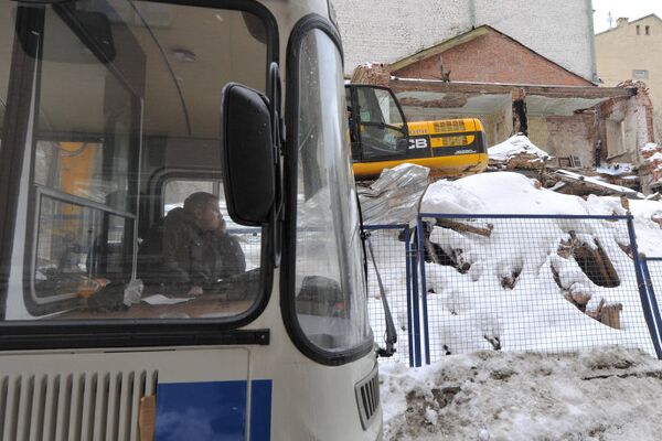 Снос дома в Большом Козихинском переулке в Москве Снос дома в Большом Козихинском переулке в Москве