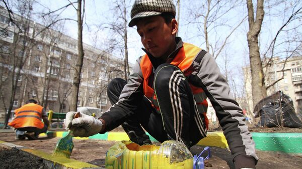 Комплексные мероприятия по благоустройству города после зимы Комплексные мероприятия по благоустройству города после зимы