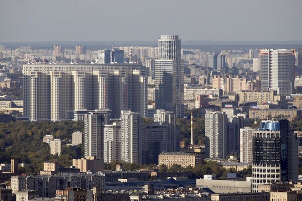 Вид на Москву с верхнего этажа МГУ Вид на Москву с верхнего этажа МГУ