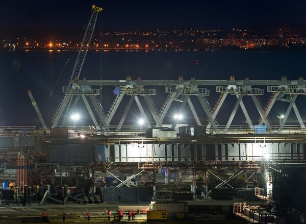 Строительство моста через Керченский пролив в Крыму Строительство моста через Керченский пролив в Крыму