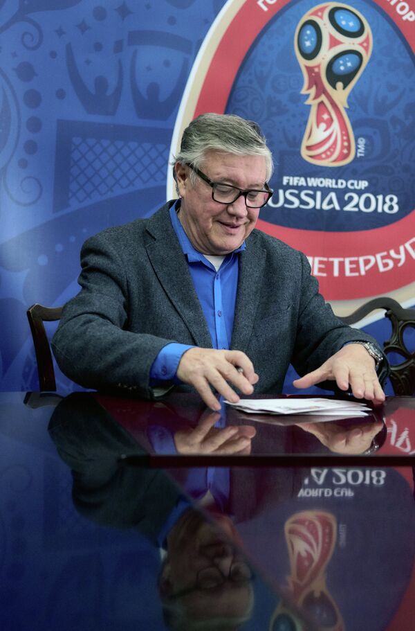 Комментатор Геннадий Орлов Комментатор Геннадий Орлов