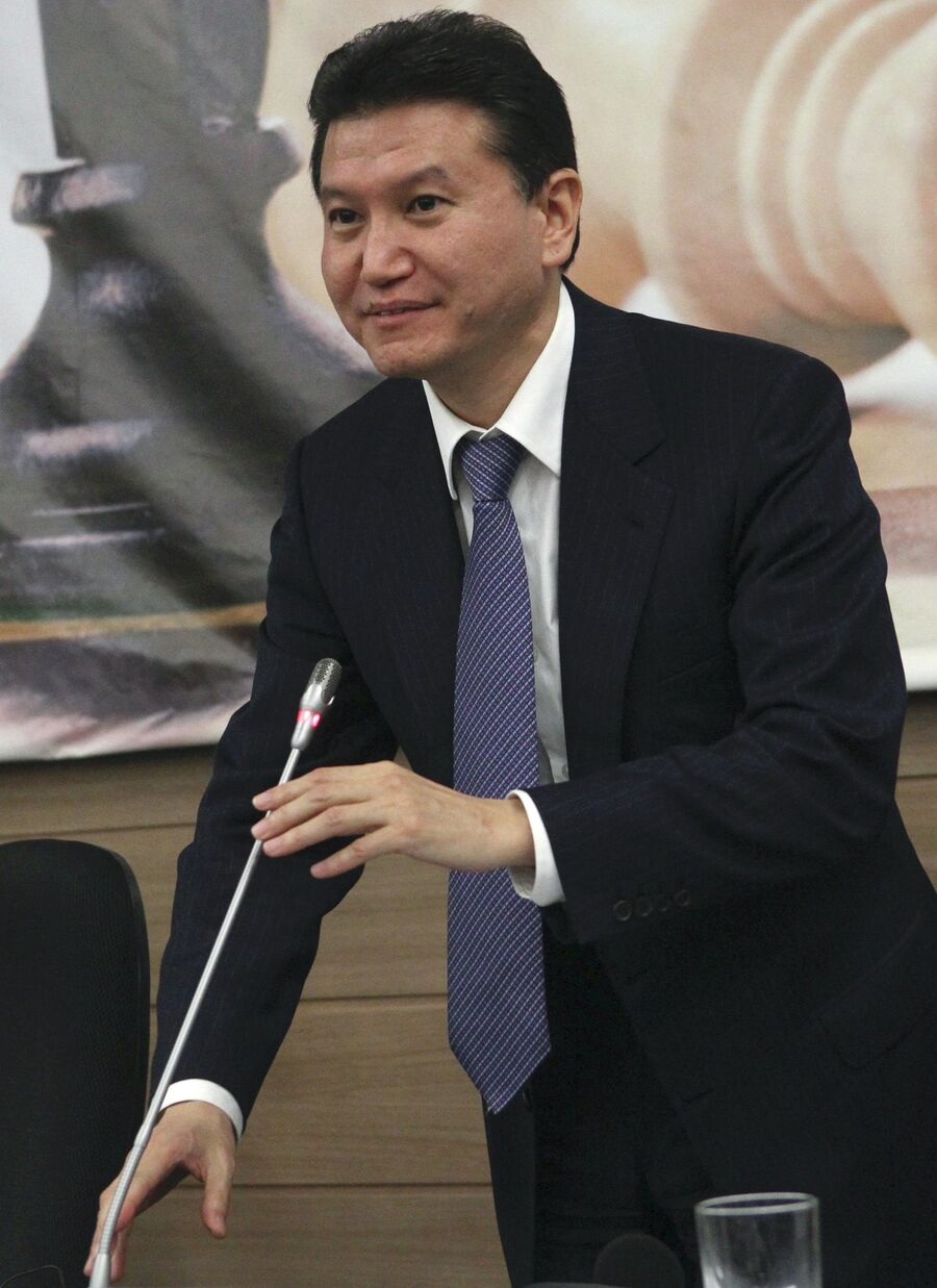 Кирсан Илюмжинов Кирсан Илюмжинов