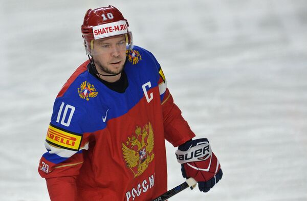 Форвард сборной России Сергей Мозякин Форвард сборной России Сергей Мозякин