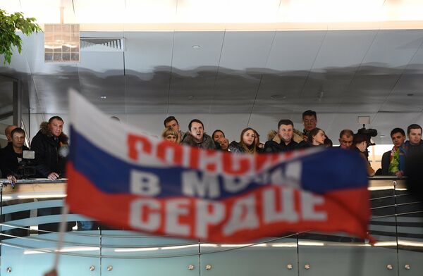 Участники встречи российских спортсменов - участников Олимпиады 2018 в аэропорту Шереметьево Участники встречи российских спортсменов - участников Олимпиады 2018 в аэропорту Шереметьево